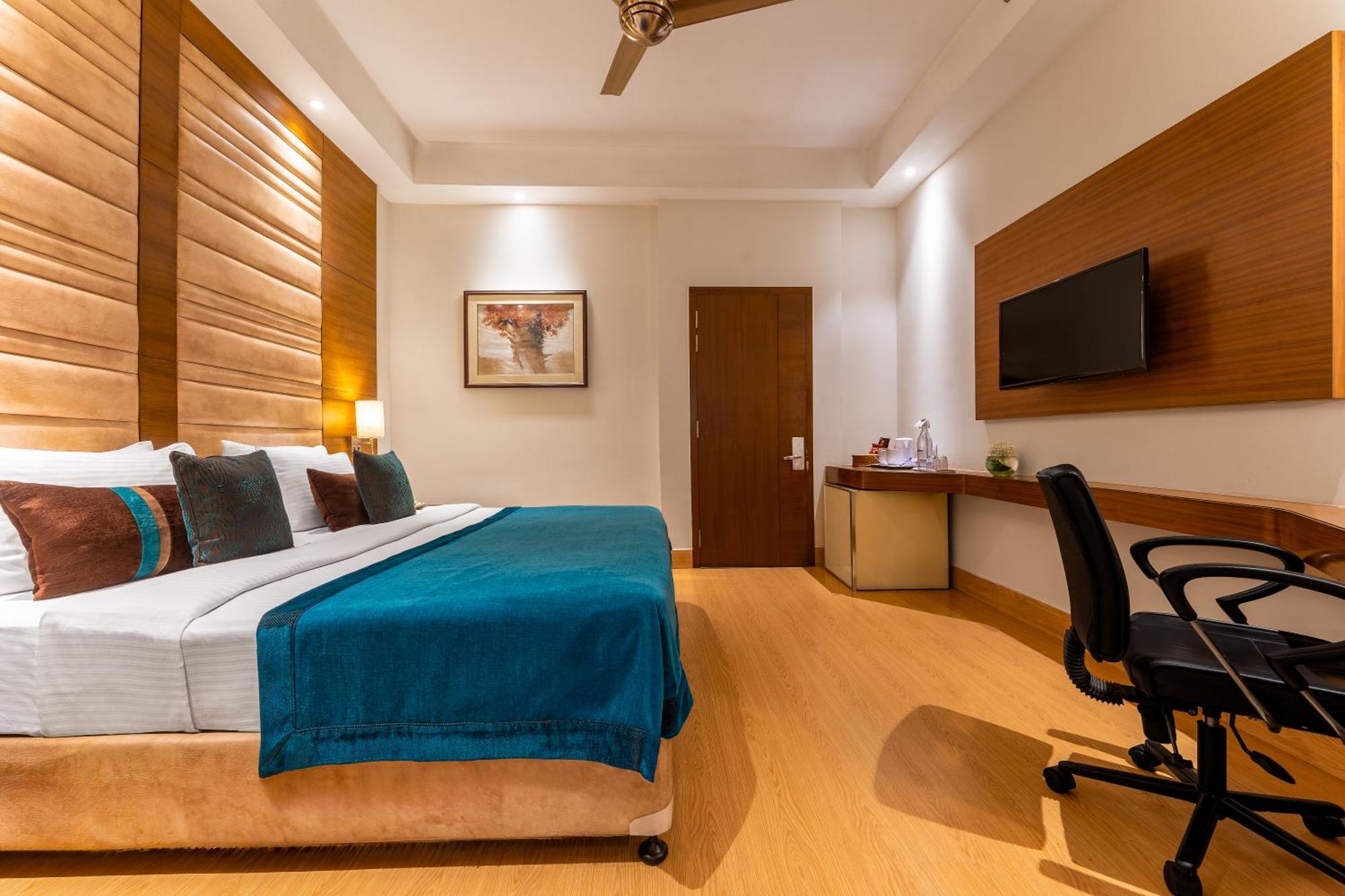 Hotel The Astor Kalkuta Zewnętrze zdjęcie