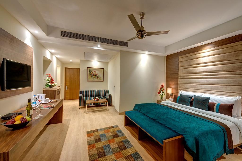 Hotel The Astor Kalkuta Zewnętrze zdjęcie